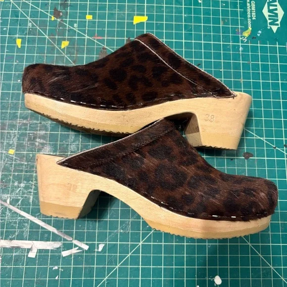No.6 animal pony hair mid hight clog mules size 38 - Picture 4 of 6